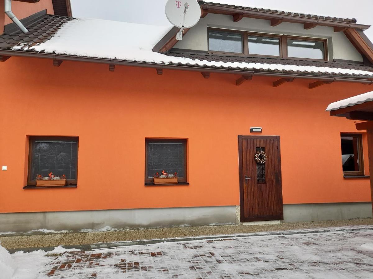Ubytovanie V Lihotke Árvaváralja Kültér fotó